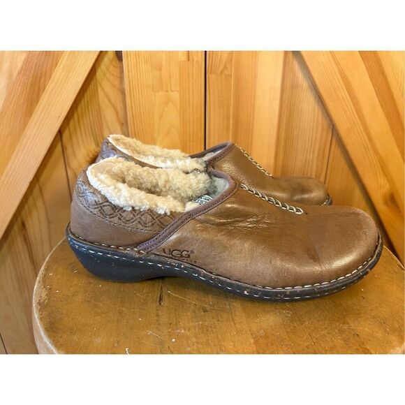 Ugg  Womens Brown Leather Sheepskin  Slip On Fur Trim Size 7 - Picture 3 of 11